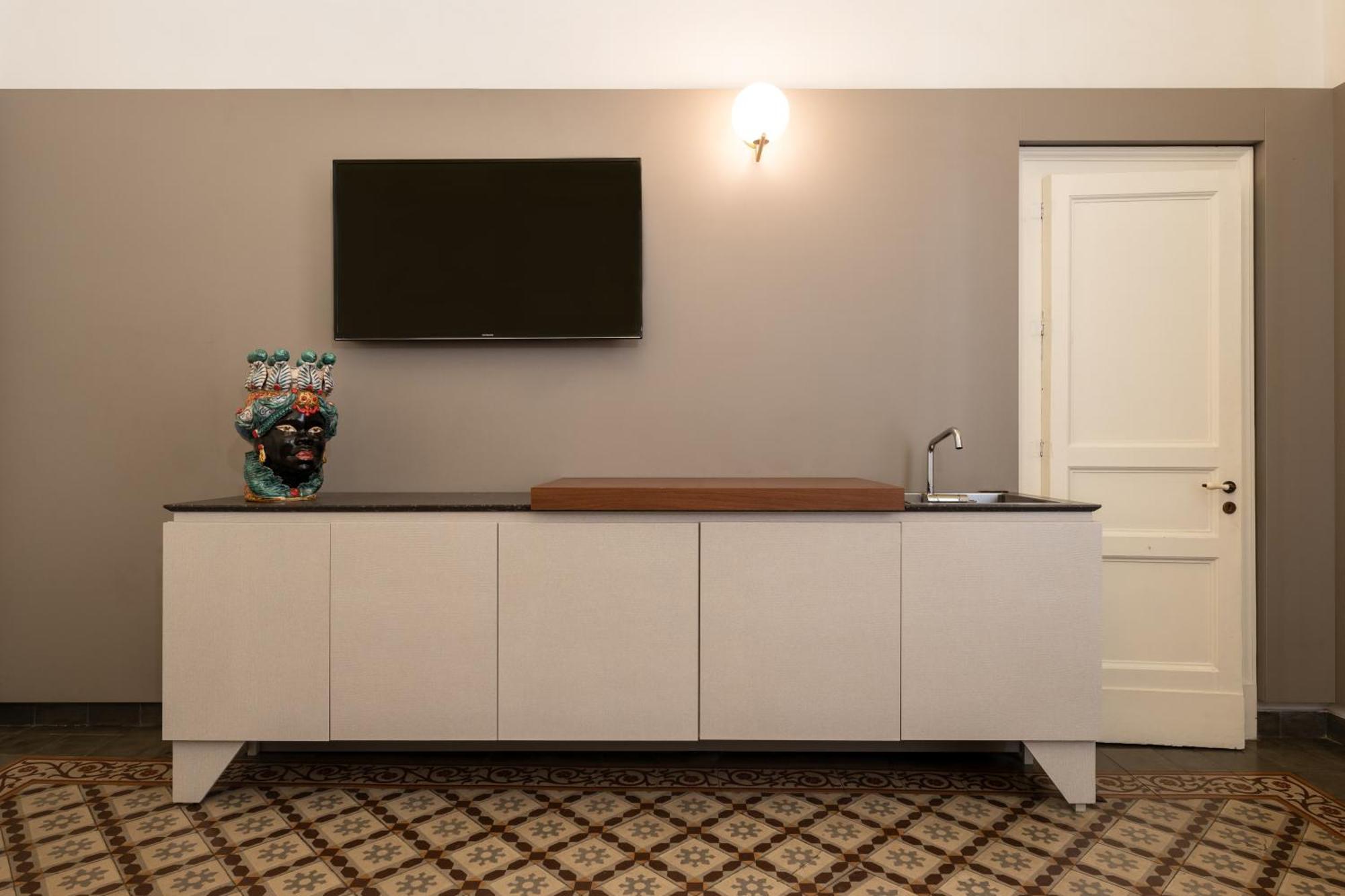 Scene Suites Apartments Катанія Екстер'єр фото